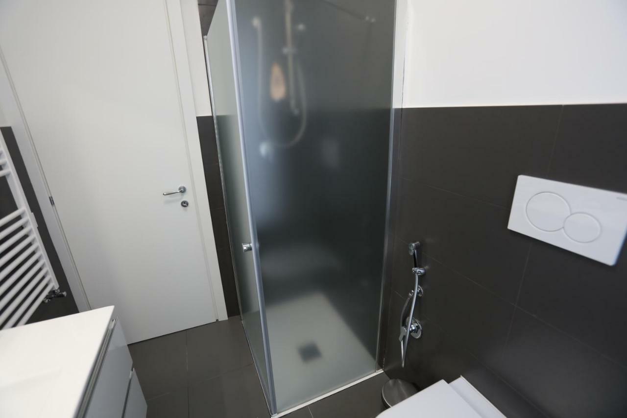 Casa Magenta Apartment 3 Валеджо-суль-Минчо Экстерьер фото