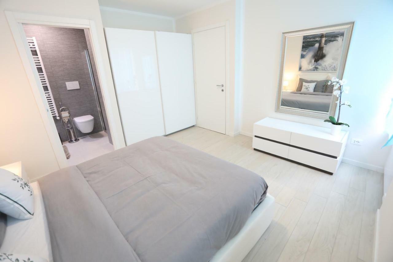 Casa Magenta Apartment 3 Валеджо-суль-Минчо Экстерьер фото